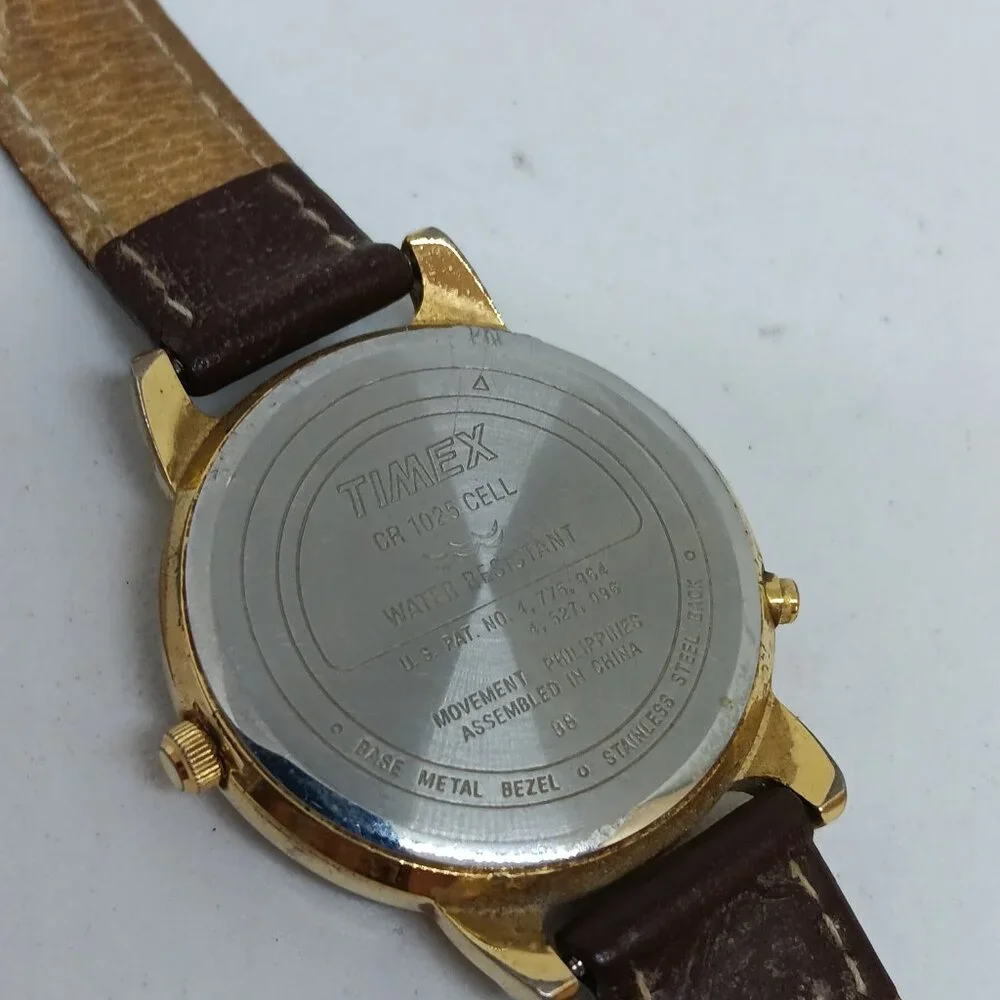Timex B8 Women's 32mm Gold Tone Leather Band Indiglo Watch NEW BATTERY